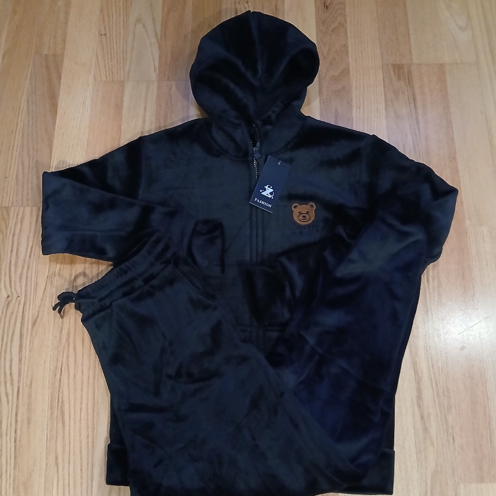 Fall 2 Piece Teddy Sweatsuit Lining/Hoodie/Joggers Fall/Winter Size S/M Women